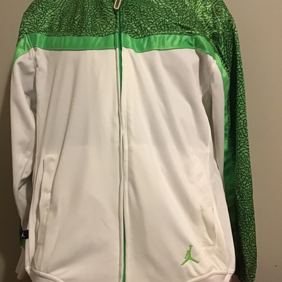 Jordan Other - 🔥SALE! JORDAN, PERFORMANCE JACKET SIZE SMALL, FITS UP TO LARGE, NWOT🤩🤩